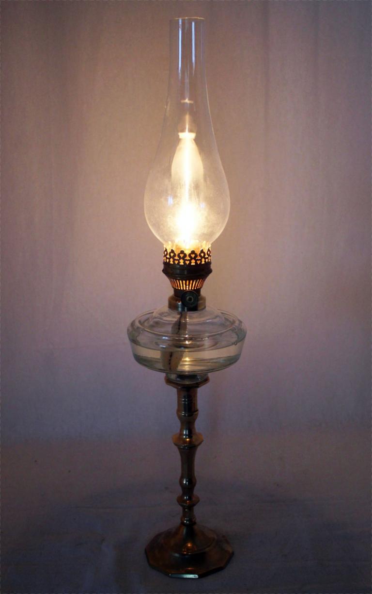 Säulenlampe aus Messing