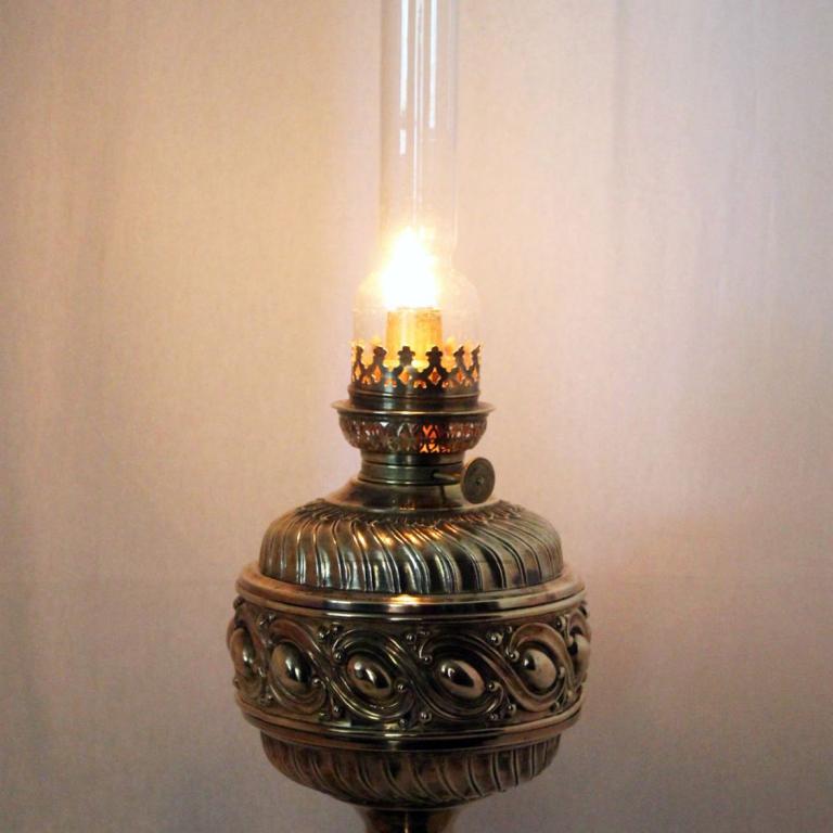 Tischlampen antik