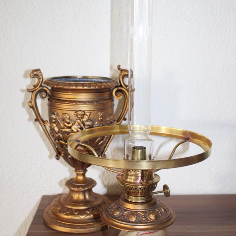 Tischlampen antik