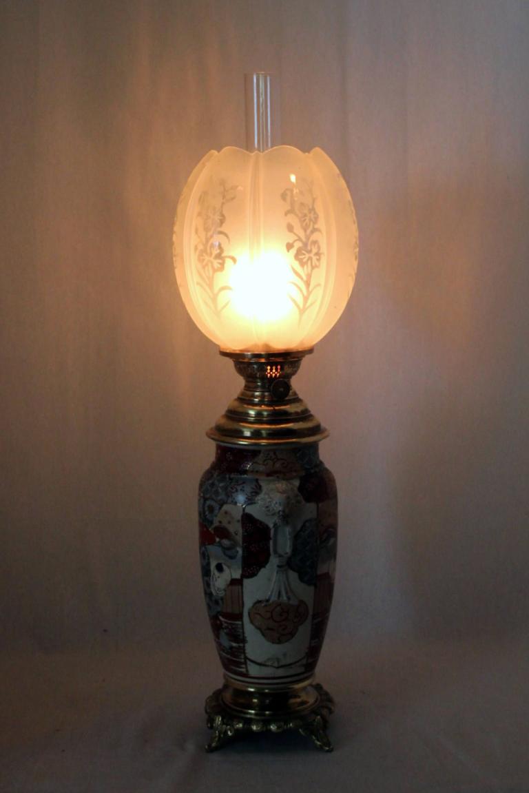 Petrollampe Satsuma-Vase, Tischlampe