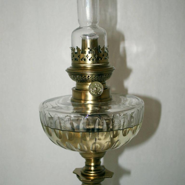 Tischlampen antik