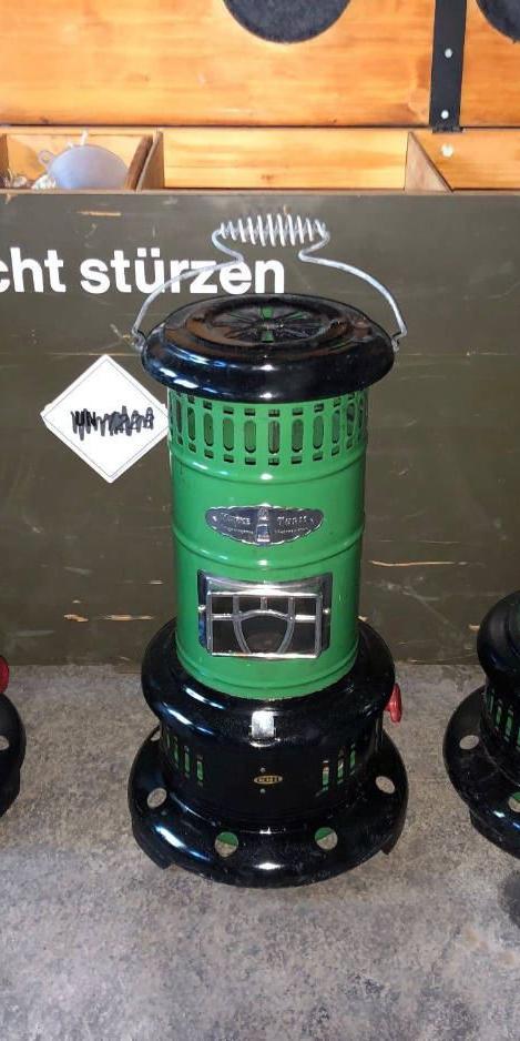 Petzroleum Ofen